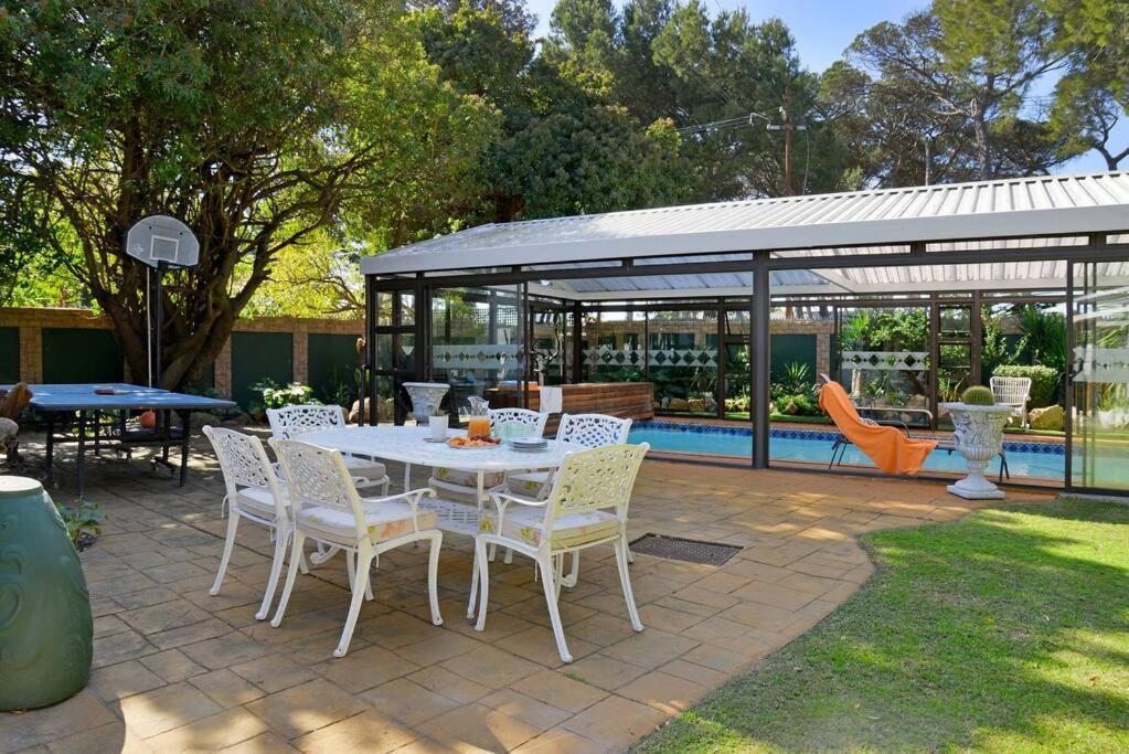 Mawethu Peaceful Garden With Covered Pool And Braai Area Cidade Do Cabo Exterior foto