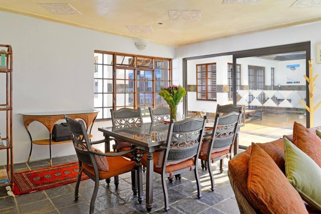 Mawethu Peaceful Garden With Covered Pool And Braai Area Cidade Do Cabo Exterior foto