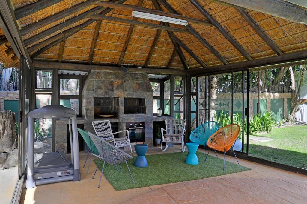 Mawethu Peaceful Garden With Covered Pool And Braai Area Cidade Do Cabo Exterior foto